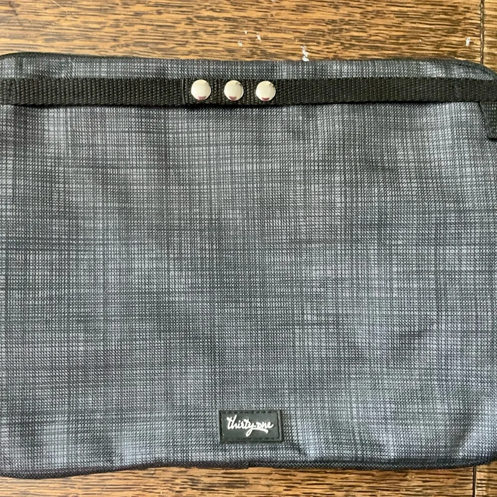 Thirty-One Black Pen or Makeup Pouch